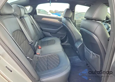 2018 Hyundai Sonata Sport z USA, uszkodzony, nr VIN 5NPE34AF7JH641061